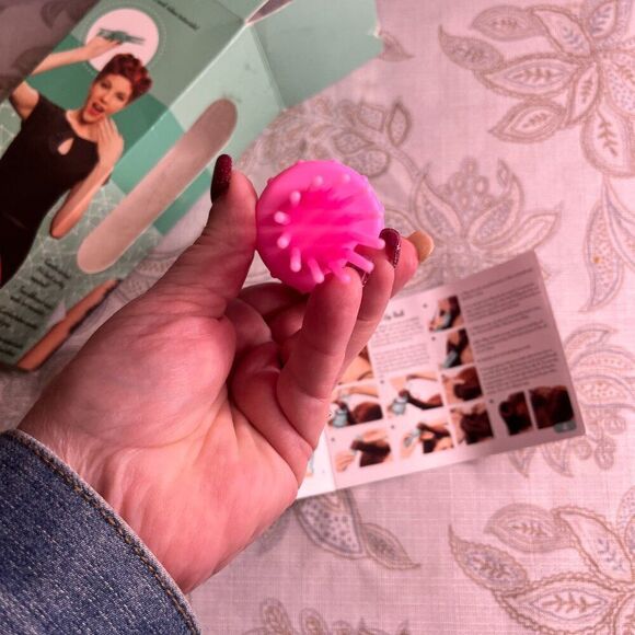 No Heat Curling PinβCurls Victory Rolls 2 Sizes Booklet PINK 1920 Vintage Look - Picture 9 of 16